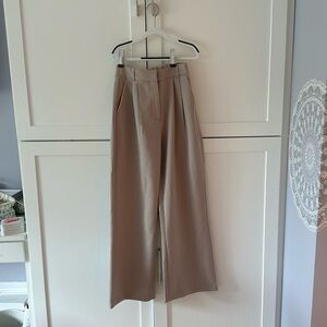 Abercrombie cream Curve Love Pants, size 24/00